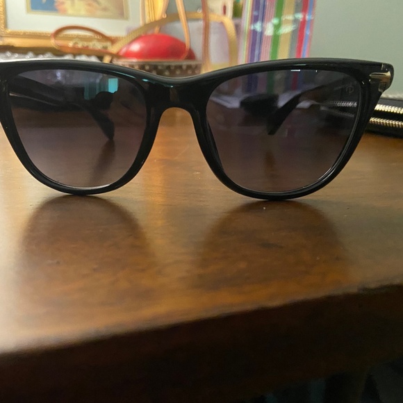 rag &  bone  Black Women’s Sunglasses VGC - Picture 1 of 14